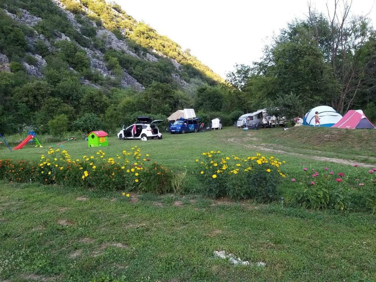 מלון וירפזאר Camp Podkraj מראה חיצוני תמונה